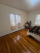 67 Chiswick Rd, Unit 4 in Boston, MA - Foto de edificio - Building Photo