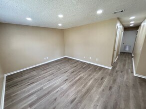 467 Lombard St in Orange Park, FL - Building Photo - Building Photo