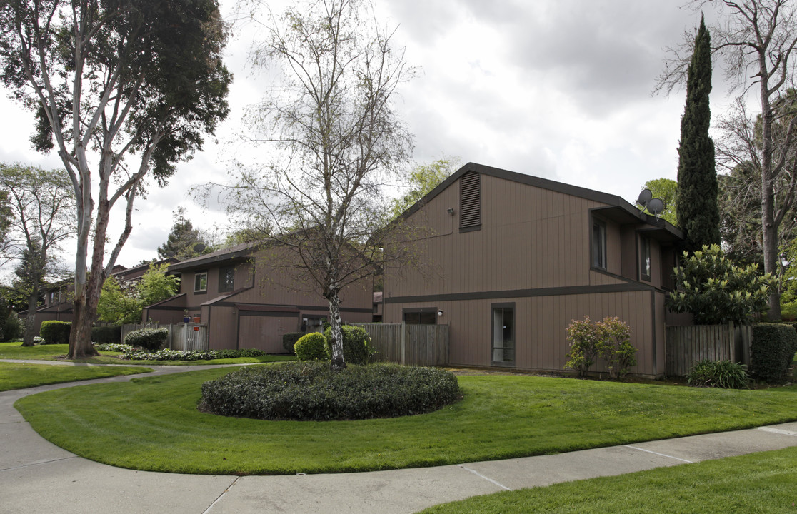 Cherry Lane Apartment in Fremont, CA - Foto de edificio