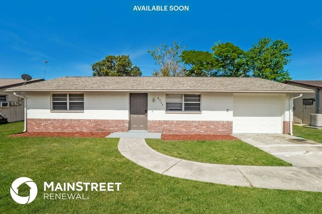 8935 Cairo Ln