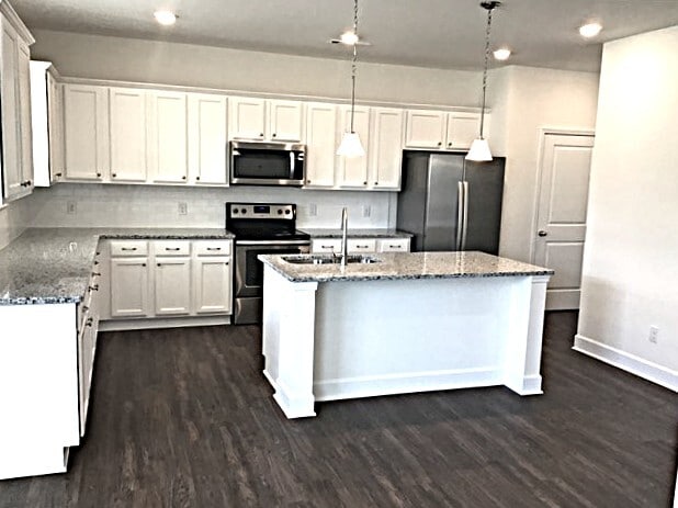 5262 Lake Maxwell Dr in Nashville, TN - Foto de edificio - Building Photo