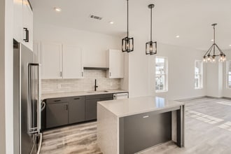 5714 California Ave in Nashville, TN - Building Photo - Building Photo