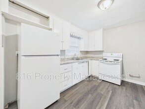 6709 Sterling Ave in Raytown, MO - Building Photo - Building Photo