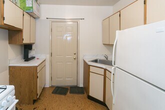 5744 N Winthrop Ave in Chicago, IL - Building Photo - Building Photo