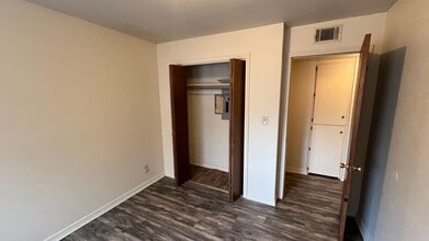609-609 N Greenwich Ave in Russellville, AR - Building Photo - Building Photo