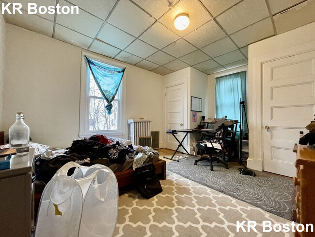 34 Imrie Rd, Unit 34 in Boston, MA - Building Photo - Building Photo