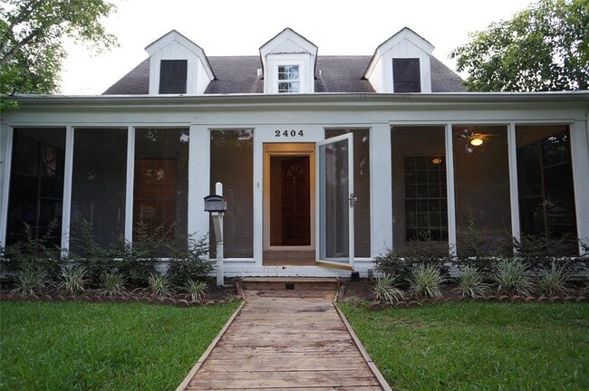 property at 2404 Nottingham St