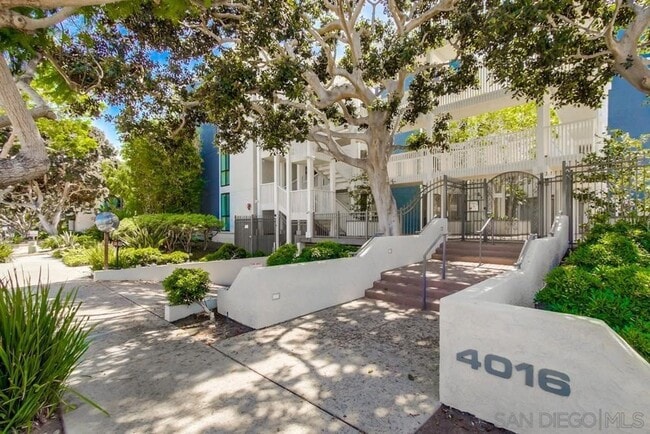 property at 4016 Gresham St