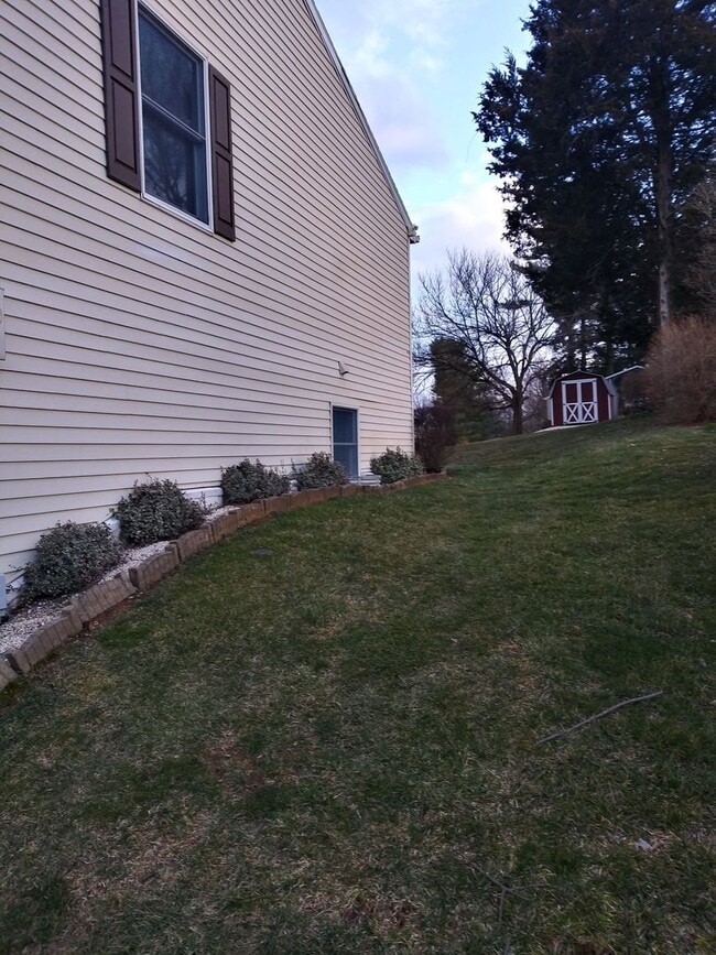 402 Cornell Ave in Hagerstown, MD - Building Photo - Building Photo