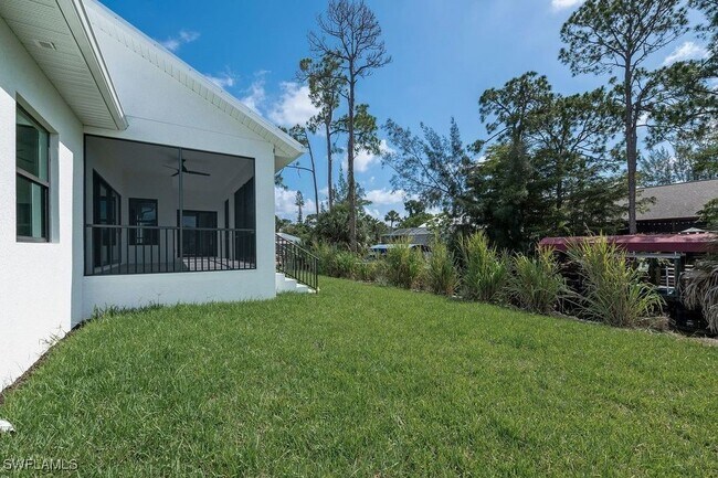 27071 Holly Ln in Bonita Springs, FL - Building Photo - Building Photo