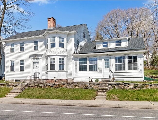 property at 9 Essex Rd