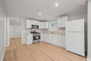 166 Long Beach Dr in Lake Hamilton, AR - Building Photo