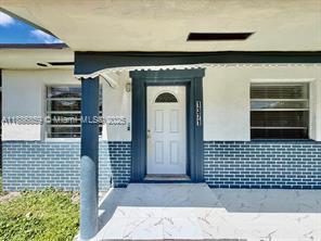 1371 NE 150th St in Miami, FL - Building Photo - Building Photo