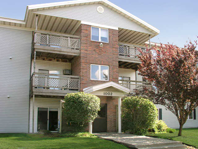 304 1st St E Apartments and Nearby Altoona Apartments For