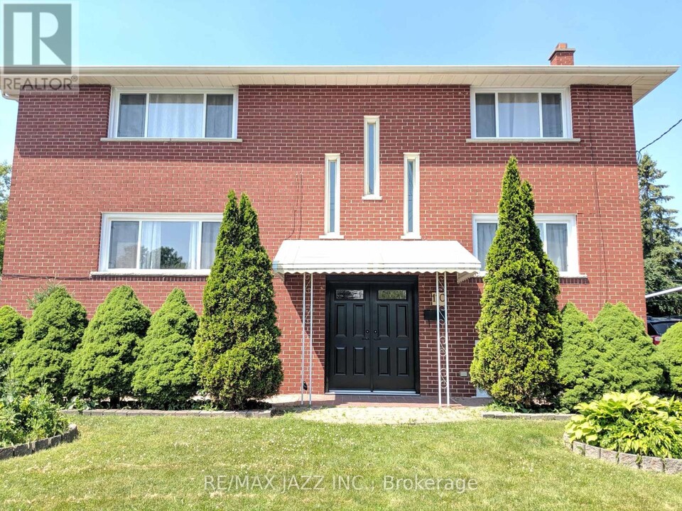 110 Cabot St in Oshawa, ON - Building Photo