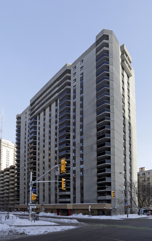 Bay Laurier Place