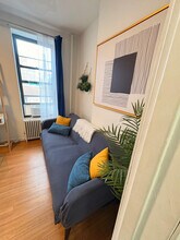 402 E 11th St in New York, NY - Building Photo - Building Photo