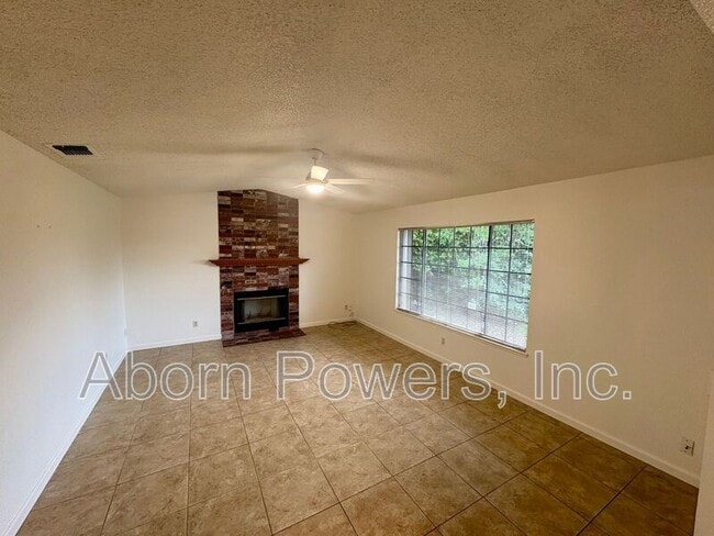 752 Crosswind Dr in Sacramento, CA - Building Photo - Building Photo