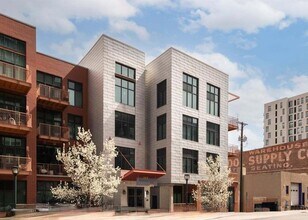 3100 Huron St, Unit 3H in Denver, CO - Building Photo - Building Photo