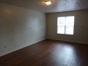 925 Pedro Dr in Fayetteville, NC - Building Photo - Building Photo