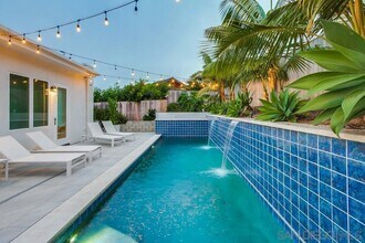 738 Castro St in Solana Beach, CA - Building Photo - Building Photo