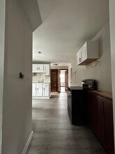 137 Florence St, Unit 3 in Everett, MA - Building Photo - Building Photo