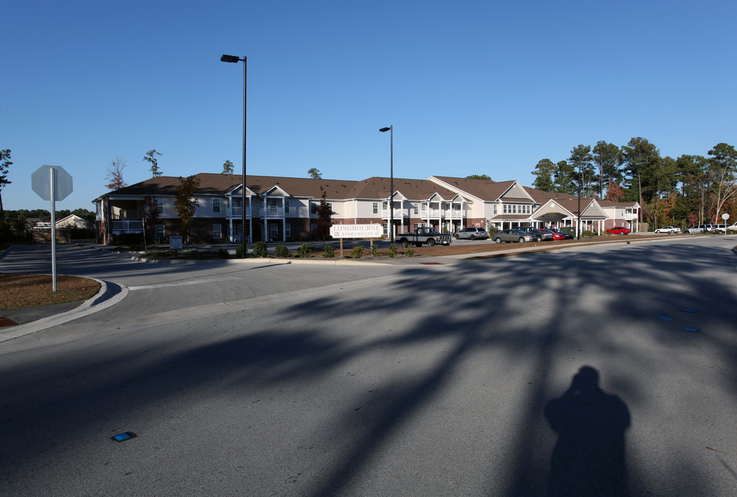 Longbourne Apartments in Jacksonville, NC - Building Photo