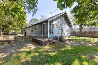 221 N Walnut St in Wichita, KS - Building Photo - Building Photo