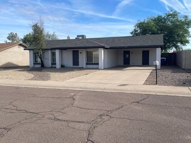 property at 3831 S Mitchell Dr