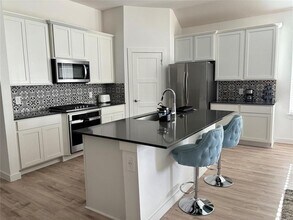 14324 Yellow Hawthorn Ct in Shenandoah, TX - Building Photo - Building Photo
