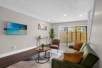 13803 Heritage Club Dr, Unit SI ID1511049P in Tampa, FL - Building Photo - Building Photo