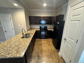 16922 Dancing Ava in Selma, TX - Building Photo - Building Photo