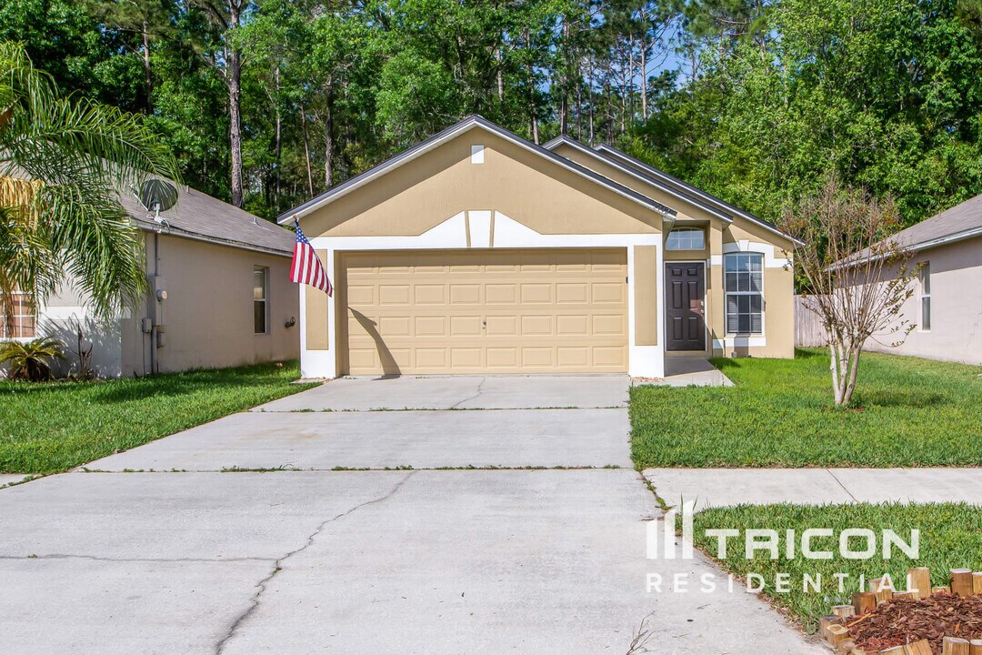 3442 Talisman Drive in Middleburg, FL - Foto de edificio