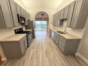 533 Bustos Pl in Bay Point, CA - Building Photo - Building Photo