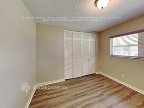 2240 Kansas St in Titusville, FL - Foto de edificio - Building Photo