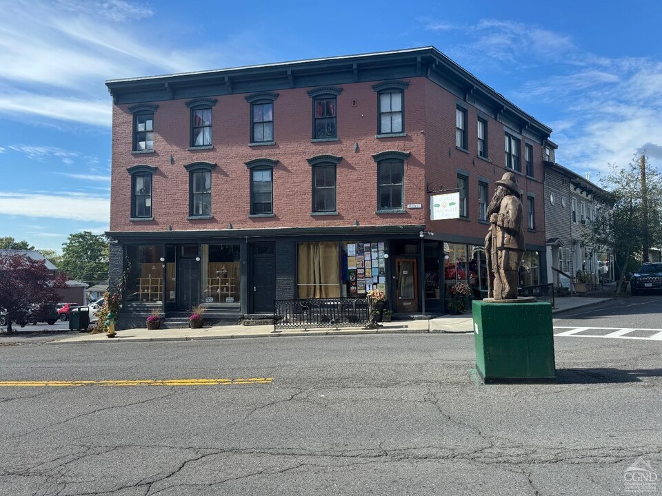 473 Main St in Catskill, NY - Building Photo