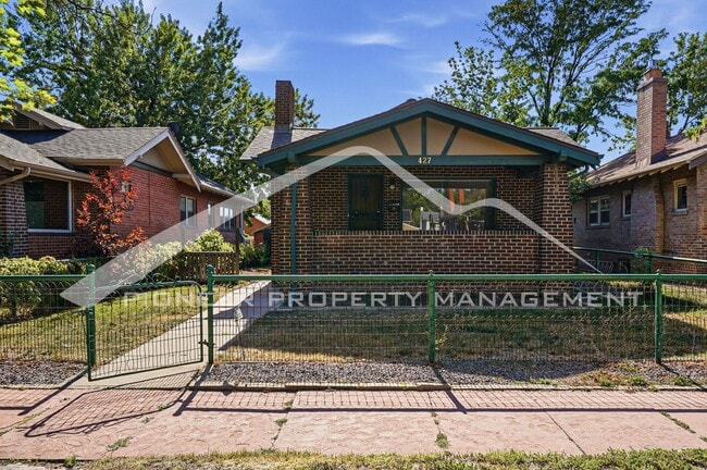 property at 427 S Washington St
