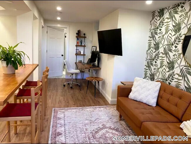 21 Harrison St in Somerville, MA - Building Photo - Building Photo