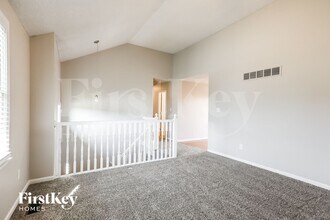 8684 NE 110th St in Kansas City, MO - Building Photo - Building Photo