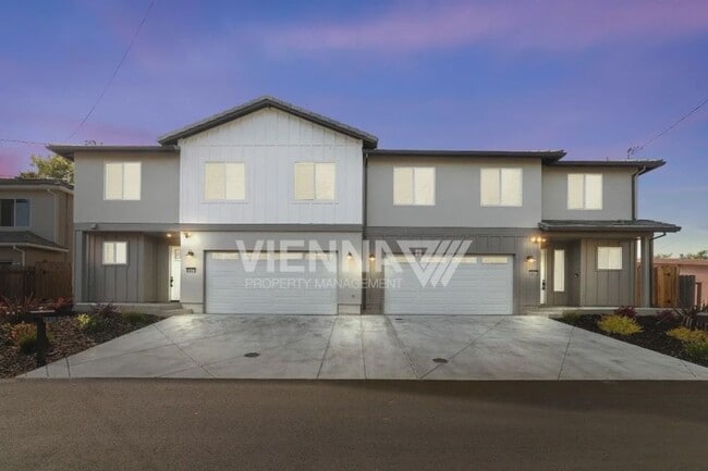 property at 5843 Del Campo Ln
