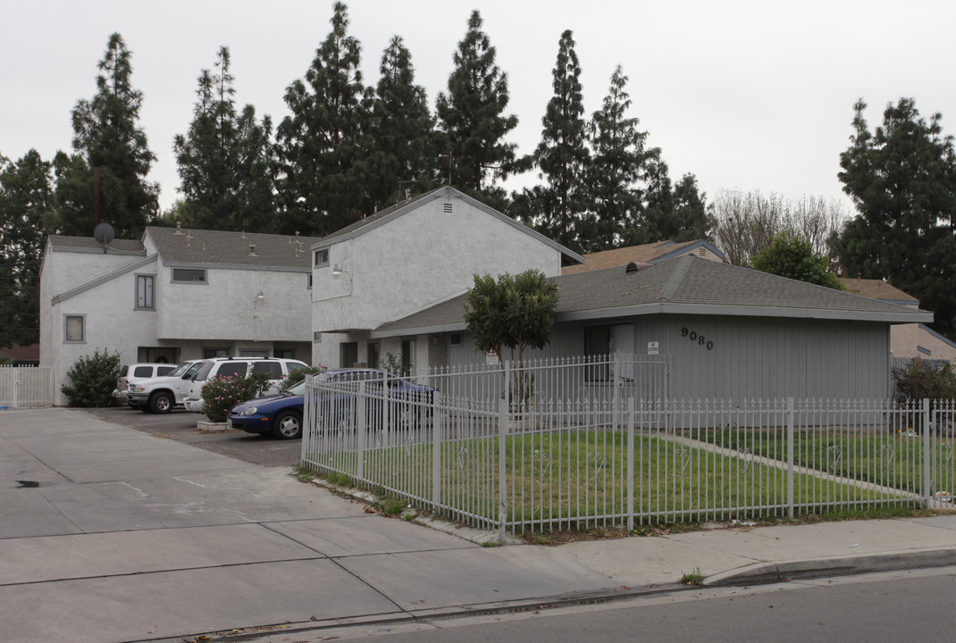 9080 Colony Pl in Riverside, CA - Foto de edificio