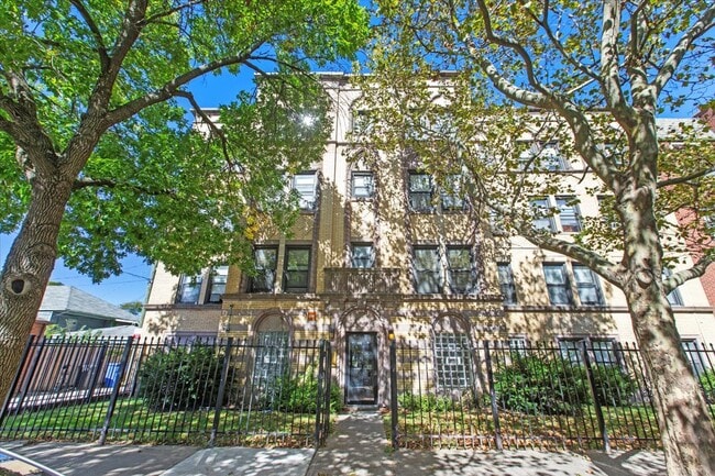 property at 1934 E 74th St