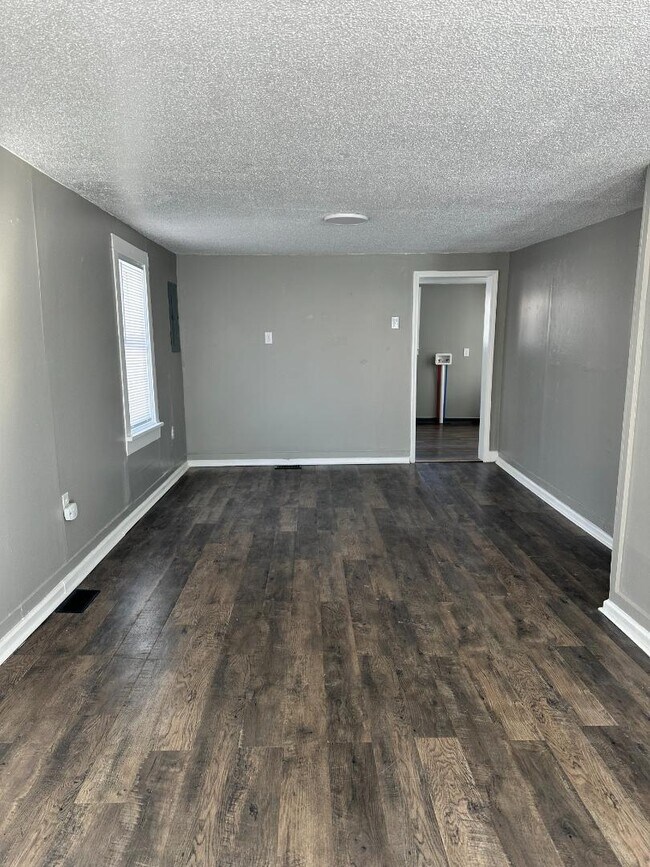 611 School Ave in Cuba, MO - Building Photo - Building Photo