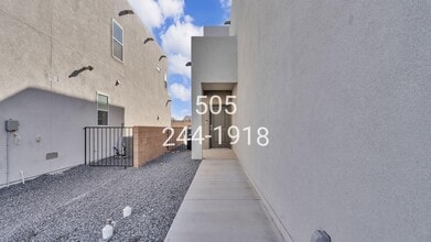 9508 Sage Ranch Ct in Albuquerque, NM - Building Photo - Building Photo