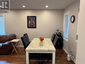 171 Willowbrook Dr in Whitby, ON - Building Photo - Building Photo