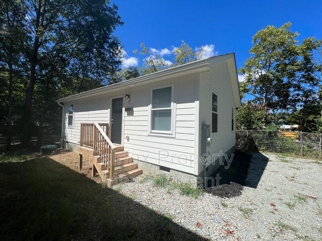 property at 2109 Hart St