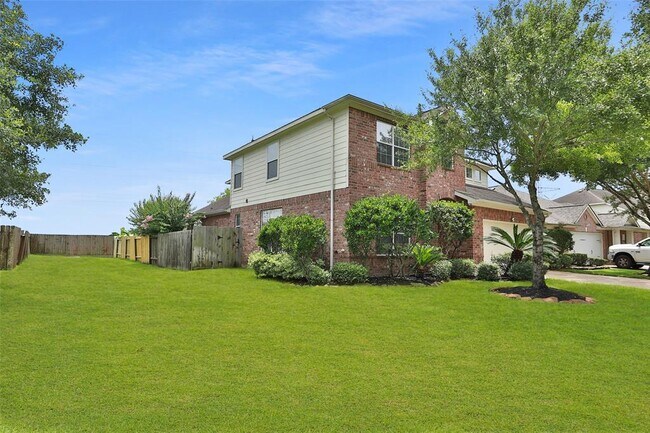 9603 Red Rugosa Dr in Houston, TX - Building Photo - Building Photo