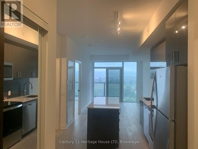 property at 2782-2782 Barton St E