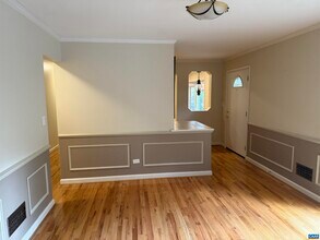 705 Highland Ave in Charlottesville, VA - Building Photo - Building Photo