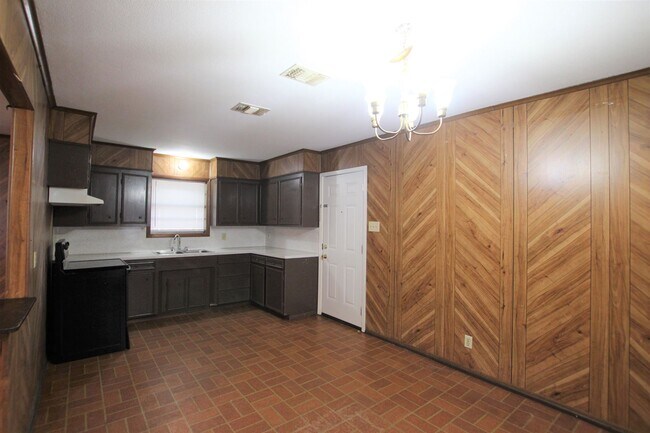 1428 E Houston St-Unit -1428 1/2 in Tyler, TX - Building Photo - Building Photo